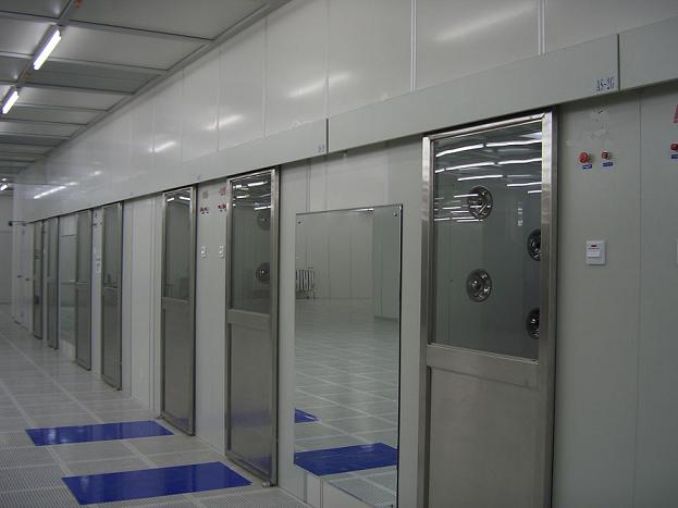 什么叫自動(dòng)感應(yīng)平移門貨淋室?